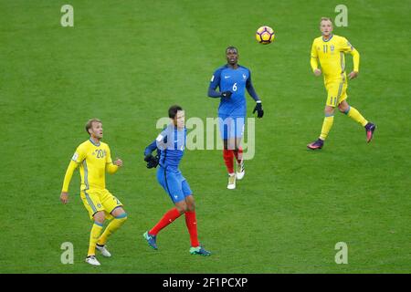 Paul Pogba (FRA), Raphael Varane (FRA), Ola Toivonen (SWE), John Guidetti (SWE) während des FIFA World Cup 2018 Qualifying Group EIN Fußballspiel zwischen Frankreich und Schweden am 11. November 2016 im Stade de France in Saint Denis, Frankreich - Foto Stephane Allaman / DPPI Stockfoto