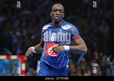 Guy Olivier NYOKAS (FRA) während der Männer Handball Weltmeisterschaft Frankreich 2017 Match Gruppe A, zwischen Frankreich und Brasilien, am 11. Januar 2017 in der Accorhotels Arena in Paris, Frankreich - Foto Stephane Allaman / DPPI Stockfoto