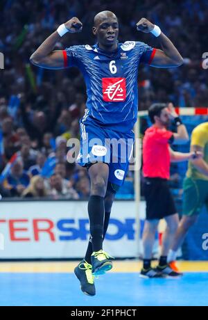 Guy Olivier NYOKAS (FRA) während der Männer Handball Weltmeisterschaft Frankreich 2017 Match Gruppe A, zwischen Frankreich und Brasilien, am 11. Januar 2017 in der Accorhotels Arena in Paris, Frankreich - Foto Stephane Allaman / DPPI Stockfoto