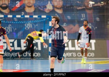 Uwe Gensheimer (PSG Handball), Claire Nicolas (HBC Nantes), Siffert Arnaud (HBC Nantes) während der EHF Champions League, Runde 16, 2nd-Bein Handballspiel zwischen Paris Saint-Germain und HBC Nantes am 1. April 2017 im Pierre de Coubertin Stadion in Paris, Frankreich - Foto Stephane Allaman / DPPI Stockfoto