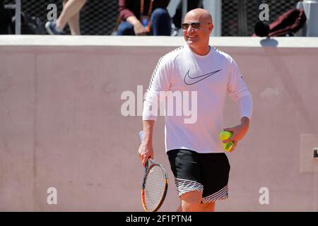 Andre Kirk Agassi (USA) neuer Trainer von Novak Djokovic (SRB) beim Training auf dem Platz 5 während der Roland Garros French Tennis Open 2017, Vorschau, am Mai ...... , 2017, im Roland Garros Stadion in Paris, Frankreich - Foto Stephane Allaman / DPPI Stockfoto