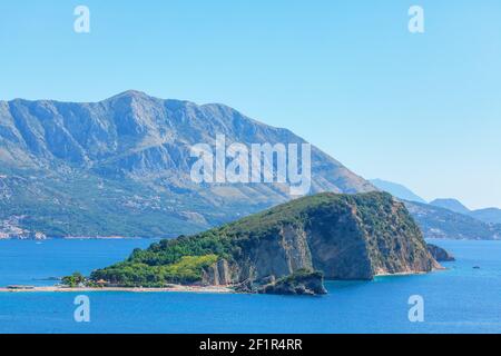Insel Sveti Nikola , Teil der Budva Riviera in Montenegro Stockfoto