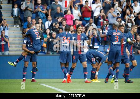 Kylian Mbappe (PSG) erzielte das zweite Tor und feierte es mit Angel Di Maria (PSG), Edinson Roberto Paulo Cavani Gomez (El Matador) (El Botija) (Florestan) (PSG), Neymar da Silva Santos Junior - Neymar Jr (PSG), Presnel Kimpembe (PSG), Thiago Silva (PSG), Thomas Meunier (PSG) während der französischen Meisterschaft L1 Fußballspiel zwischen Paris Saint-Germain (PSG) und SCO Angers, am 25th. August 2018 im Parc des Princes Stadium in Paris, Frankreich - Foto Stephane Allaman / DPPI Stockfoto