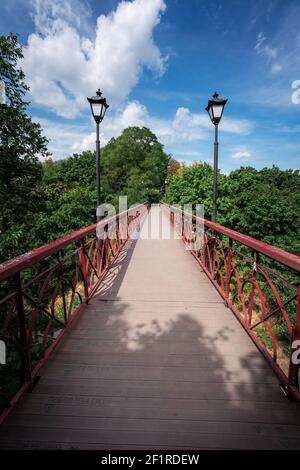 Love Bridge im Mariyinsky Park - Kiew, Ukraine Stockfoto