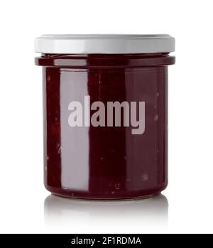 Jam-Gläser auf weißem Hintergrund isoliert Stockfoto