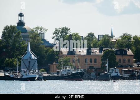 Schiffe vertäuten neben Östra Brobänken, Skeppsholmen, Stockholm, Schweden. Stockfoto