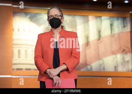 Washington, District of Columbia, USA. März 2021, 9th. Vertreterin CAROLYN BOURDEAUX(D-GA) bei einer Pressekonferenz über 3rd Covid 19 Hilfspaket heute am 09. März 2021 im HVC/Capitol Hill in Washington DC, USA. Quelle: Lenin Nolly/ZUMA Wire/Alamy Live News Stockfoto