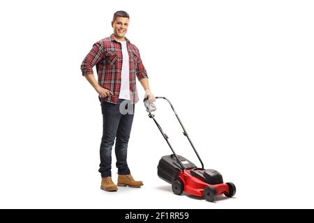 Porträt eines jungen Mannes mit Rasenmäher Maschine lächelt auf Kamera isoliert auf weißem Hintergrund Stockfoto