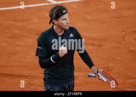 Dominic THIEM (AUT) gewann einen Punkt, Feier während der Roland Garros 2020, Grand Slam Tennisturnier, am 4. Oktober 2020 im Roland Garros Stadion in Paris, Frankreich - Foto Stephane Allaman / DPPI Stockfoto