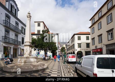 Fountain Plaza Largo Do Chafariz in Funchal, Madeira Stockfoto