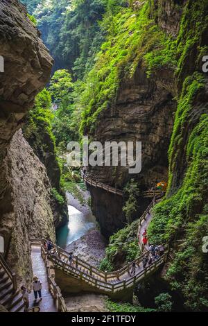 Klippenpfad im Wulong Nationalpark Stockfoto