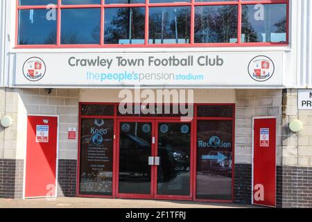 Crawley, Großbritannien. 01st Dez 2019. Stadioneingang beim Barclays FA Womens Super League Spiel zwischen Brighton & Hove Albion und Tottenham Hotspur im People's Pension Stadium in Crawley, England Credit: SPP Sport Press Foto. /Alamy Live Nachrichten Stockfoto