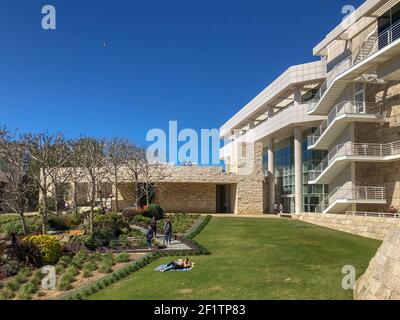 Garten im Getty Center Museum in Los Angeles, Kalifornien, USA, wurde 1997 vom Architekten Richard Meier entworfen. Stockfoto