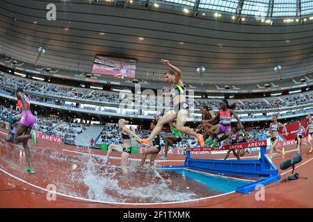 LEICHTATHLETIK - TREFFEN AREVA 2012 - STADE DE FRANCE / PARIS (FRA) - 06/07/2012 - FOTO JULIEN CROSNIER / KMSP / DPPI - 3000M FRAUEN IN DER HINDERNISLAUF - ILLUSTRATION Stockfoto