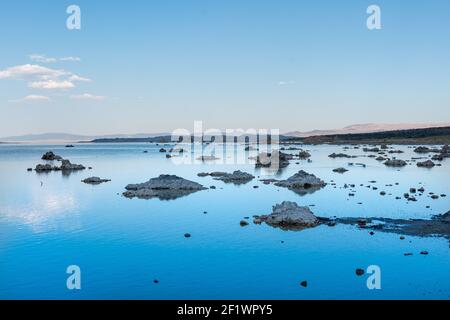 Mono Lake bei Sonnenuntergang, Mono County, Kalifornien, USA Stockfoto