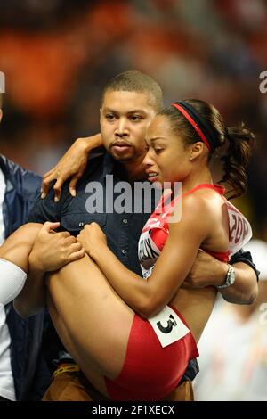 Leichtathletik - IAAF Weltmeisterschaften 2013 - Stadion Loujniki , Moskau , RUSSLAND - 10 bis 18/08/2013 - Foto STEPHANE KEMPINAIRE / KMSP / DPPI - Tag 7 - 16/08/13 -200 m - Frauen - Finale - Verletzung von Allyson Felix (USA) Stockfoto