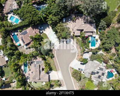 Luftaufnahme der großen wohlhabenden Wohnvilla in Südkalifornien Stockfoto