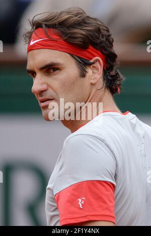 Porträt von Roger Federer aus der Schweiz tritt beim French Tennis Open im Roland Garros Stadion in Paris, Frankreich, am 1. Juni 2014 an - Foto Philippe Millereau / KMSP / DPPI Stockfoto