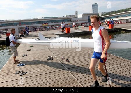 Gautier DELANNOY (FRA) und sein Trainer Jean-Christophe GONNEAU während der Paracanoe Sprint Weltmeisterschaft 2014 in Moskau, Russland, vom 6. Bis 10. August 2014. Foto Eddy Lemaistre / KMSP / DPPI Stockfoto