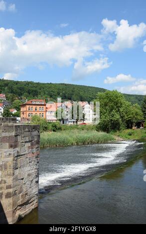 Werra an der alten Werra-Brücke in Hannoversch Münden Stockfoto