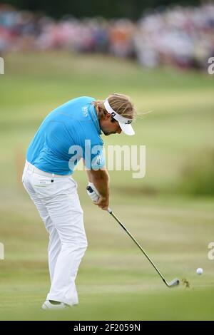 Victor Dubuisson von Frankreich tritt während der dritten Runde der Alstom Open de France 2015, auf Golf National in Saint-Quentin-en-Yvelines, Frankreich, am 4. Juli 2015 - Foto Philippe Millereau / KMSP / DPPI Stockfoto