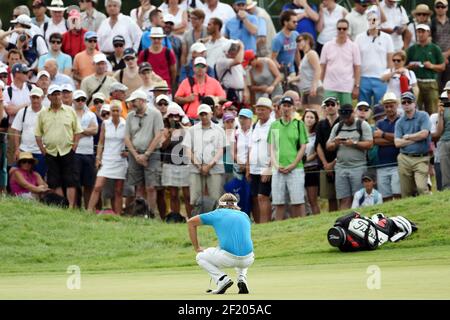 Victor Dubuisson von Frankreich tritt während der dritten Runde der Alstom Open de France 2015, auf Golf National in Saint-Quentin-en-Yvelines, Frankreich, am 4. Juli 2015 - Foto Philippe Millereau / KMSP / DPPI Stockfoto