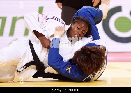 Clarisse Agbegnenou aus Frankreich tritt bei den Judo-Weltmeisterschaften 2015 in Astana, Kasachstan, am 27. August 2015 in der Kategorie Frauen -63kg an. Foto Philippe Millereau / KMSP / DPPI Stockfoto