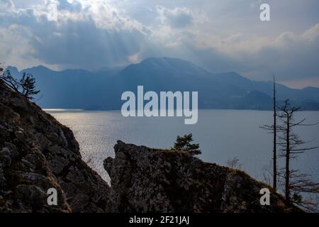 Ostküste des traunsees bei gmunden im oberen Teil österreichische Region salzkammergut Stockfoto