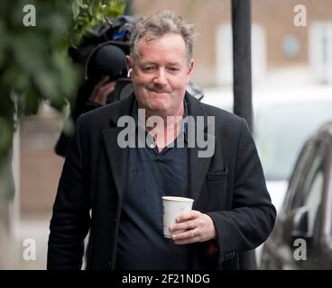 London, Großbritannien. März 2021, 10th. Der ehemalige britische Gastgeber PIERS MORGAN kehrt am Morgen nach seinem Rücktritt über seine Kommentare über die Herzogin von Sussex, Meghan Markle, in sein Londoner Zuhause zurück. Bildnachweis: Ben Cawthra/Sipa USA **KEINE Verkäufe in Großbritannien** Bildnachweis: SIPA USA/Alamy Live News Stockfoto