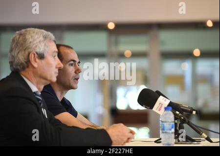 Gilles SezionalE, Präsident des Französischen Schwimmbundes und Laurent Guivarch Technischer Direktor des Französischen Schwimmbundes zur Pressekonferenz während der Französischen Meisterschaften Straßburg 2017, im Centre Nautique de Schiltigheim, Frankreich, am 23.-28. Mai 2017 - Foto Stephane Kempinaire / KMSP / DPPI Stockfoto