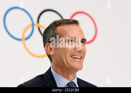 Eric Garcetti, Bürgermeister von Los Angeles, während der Pressekonferenz zur Wahl der Olympischen Städte 2024 und 2028 im SwissTech Auditorium in Lausanne, Schweiz, am 11. Juli 2017 - Foto Philippe Millereau / KMSP / DPPI Stockfoto