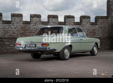 1972 W108 Mercedes 280SE Klassische deutsche Limousine, unrestauriert aus Südafrika Stockfoto
