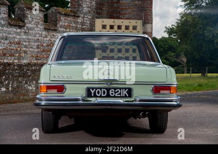 1972 W108 Mercedes 280SE Klassische deutsche Limousine, unrestauriert aus Südafrika Stockfoto