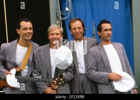 1 ist TRUMPF, Live-Show von der IFA in Berlin, Deutschland 1989, Stargast: britische Band 'The Rubettes' Stockfoto