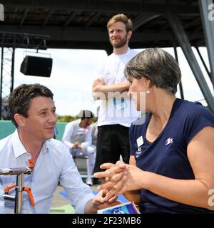 Benjamin Griveaux, Staatssekretär beim Premierminister, Regierungssprecher und Emmanuelle Assmann, Präsidentin des französischen Paralympischen Komitees beim Olympischen Tag 2018, am 23. Juni 2018 in Paris, Frankreich - Foto Philippe Millereau / KMSP / DPPI Stockfoto