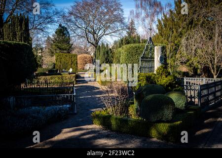 Garnison Friedhof (Dänisch: Garnisons Kirkegård) ist ein Friedhof in Kopenhagen, Dänemark. Es wurde 1671 eingeweiht Stockfoto