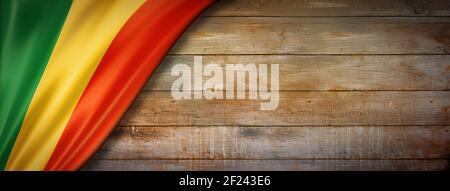 Mali Flagge auf Vintage Holz Wandbanner Stockfoto