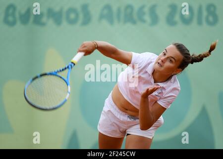 Clara Burel (Fra) tritt in Tennis Frauen Singles während der Olympischen Jugendspiele in Buenos Aires in Argentinien, Tag 6, 11. Oktober 2018, Foto Philippe Millereau / KMSP / DPPI Stockfoto