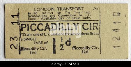 Old London Transport U-Bahn oder U-Bahn-Ticket vom Piccadilly Circus Stockfoto