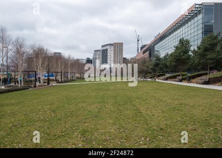 Eastside City Park ist eine städtische Grünfläche vor Millennium Point, Curzon Street, Birmingham UK Stockfoto