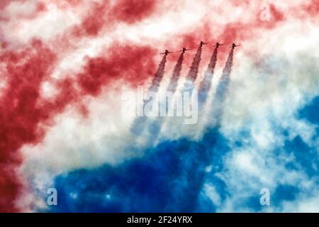 Rote Pfeile Antenne Display an Biggin Hill Airshow Stockfoto