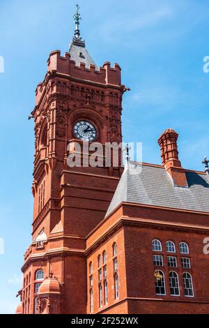 CARDIFF/UK - Juli 7: Nahaufnahme der Pierhead Building in Cardiff am 7. Juli 2019 Stockfoto