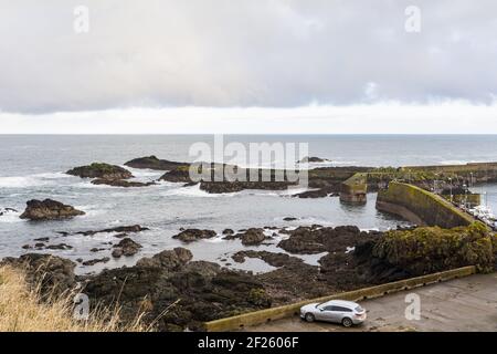 Rocky Eingang St Abbs, Schottland Stockfoto