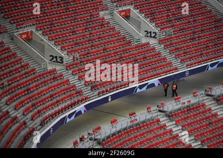 Budapest, Ungarn. März 2021, 10th. Fußball, Champions League, K.O.-Runde, 16. Runde, zweite Etappe, RB Leipzig - FC Liverpool, Puskas Arena: Das Stadion ist vor dem Anpfiff leer. Kredit: Marton Monus/dpa/Alamy Live Nachrichten Stockfoto