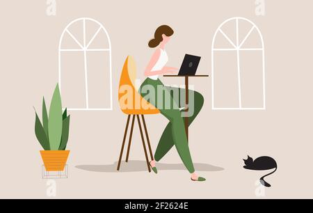 Frau, die mit ihrer schwarzen Katze in der Nähe an ihrem Laptop arbeitet. Flacher Stil Vektor Illustration Charakter für Freiberufler, Arbeit von zu Hause, online s Stock Vektor