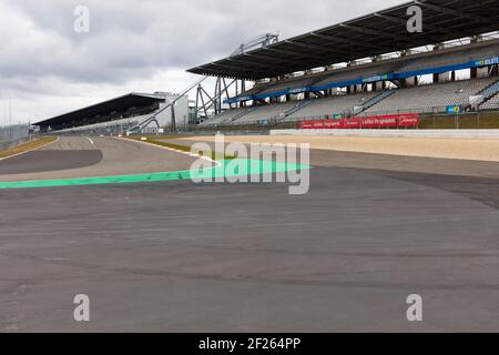 Nürburgring, leere Sitze, keine Rennen, keine Veranstaltungen Stockfoto