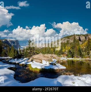 Rocky Mountain National Park im Schnee im Herbst Stockfoto