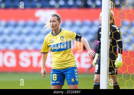 Brondby, Dänemark. März 2021, 10th. Theresa Nielsen (8) von Brondby, WENN sie während des UEFA Women's Champions League-Spiels zwischen Brondby IF und Olympique Lyon im Brondby Stadion in Broendby, Dänemark, gesehen wurde. (Foto Kredit: Gonzales Foto/Alamy Live News Stockfoto