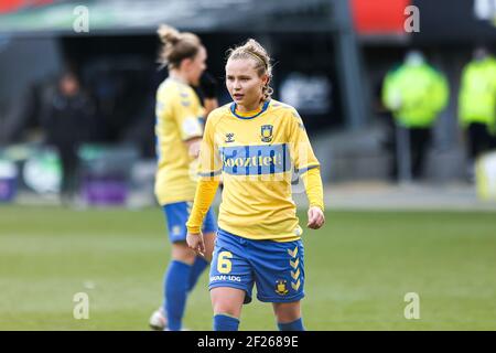 Brondby, Dänemark. März 2021, 10th. Josefine Hasbo (6) von Brondby, WENN sie während des UEFA Women's Champions League-Spiels zwischen Brondby IF und Olympique Lyon im Brondby Stadion in Broendby, Dänemark, gesehen wurde. (Foto Kredit: Gonzales Foto/Alamy Live News Stockfoto