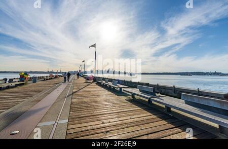 Burrard Dry Dock Pier, North Vancouver, Kanada. Stockfoto